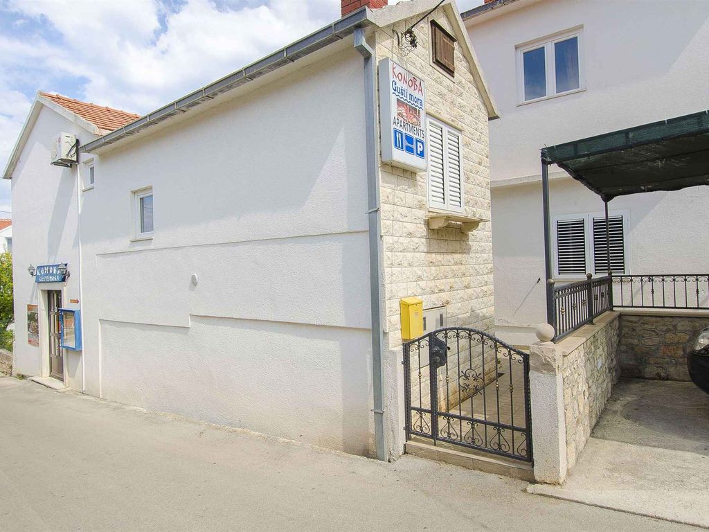Ferienwohnung mit Meerblick und Klimaanlage