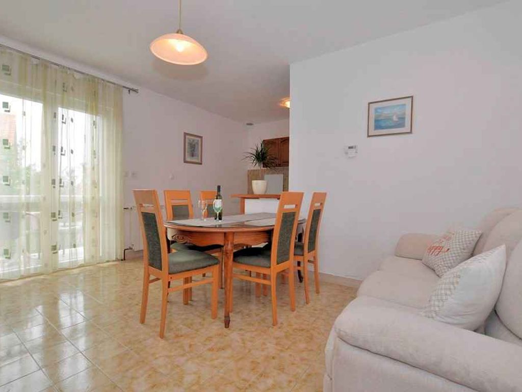 Ferienwohnung mit Klimaanlage und Meerblick