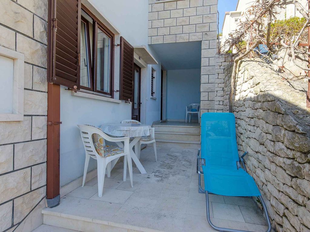 Studio mit Balkon