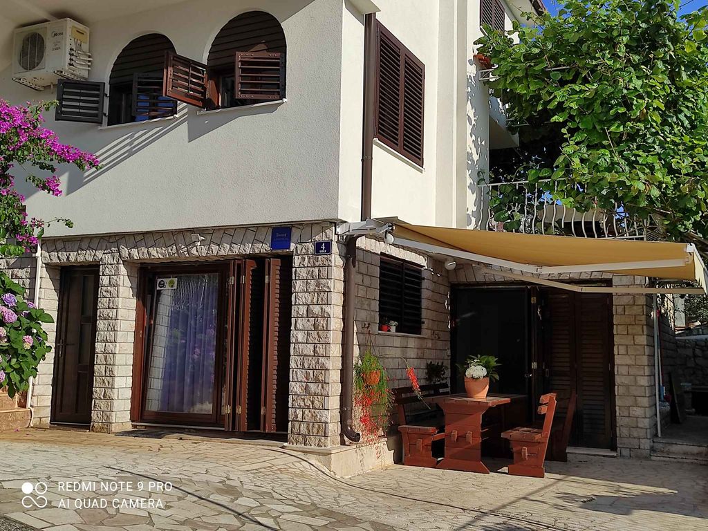 Ferienwohnung mit Terrasse