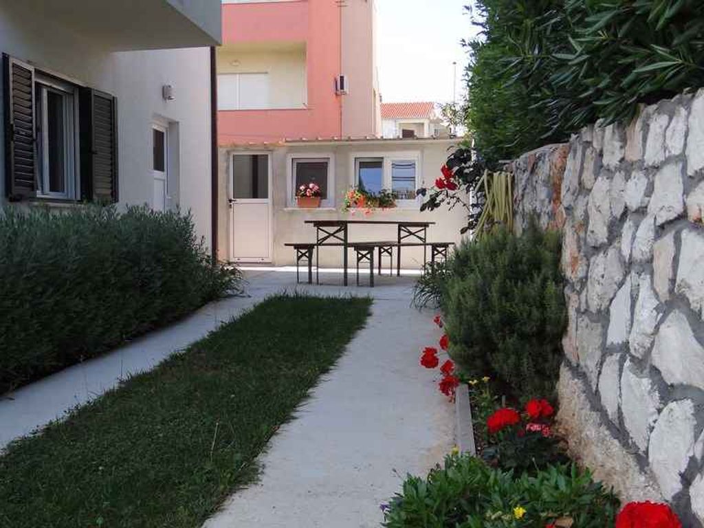 Ferienwohnung 120 m vom Strand, mit Grillmöglichkeit