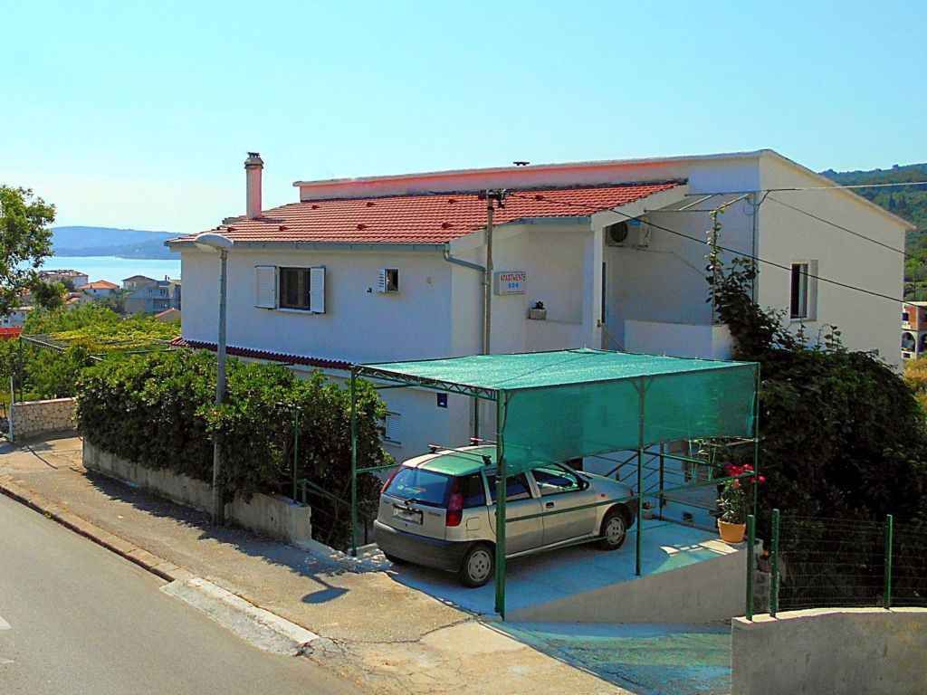 Ferienwohnung mit Meerblick 200 m vom Strand
