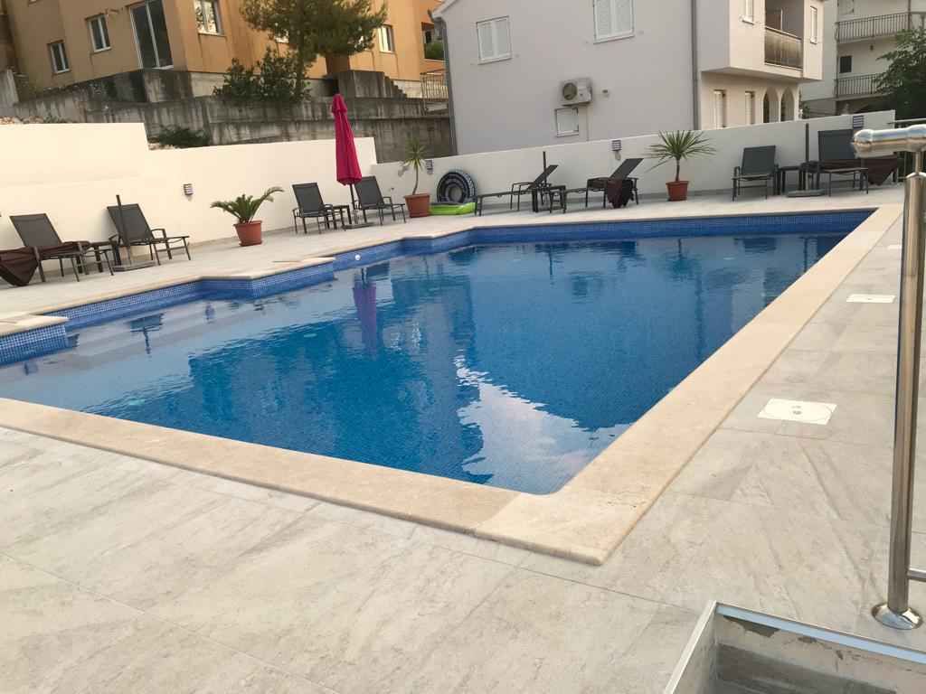 Ferienwohnung mit Außenpool