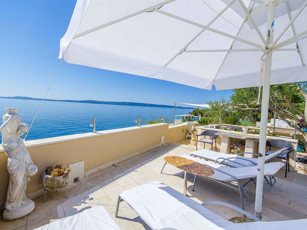 Ferienwohnung mit Terrasse und Klimaanlage