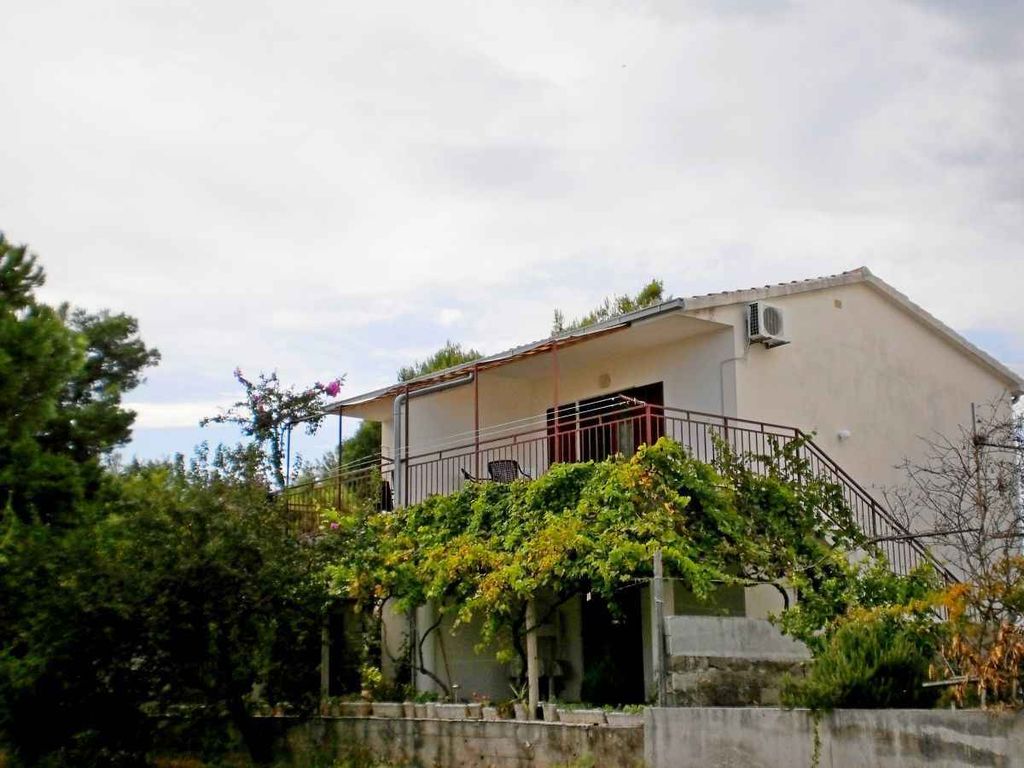 Ferienwohnung mit Klimaanlage und Terrasse