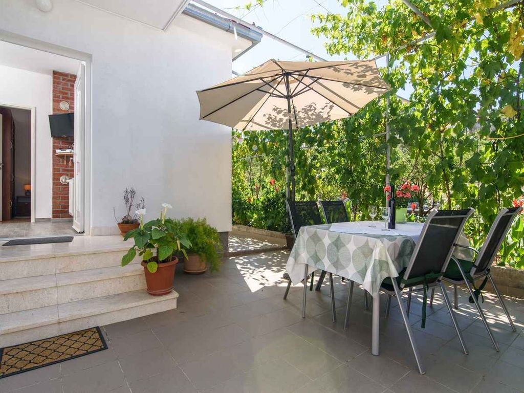 Ferienwohnung mit Terrasse