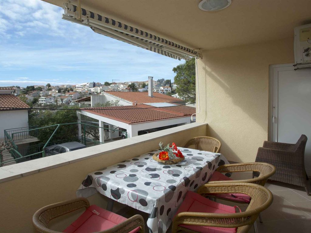 Ferienwohnung mit Klimaanlage und Meerblick