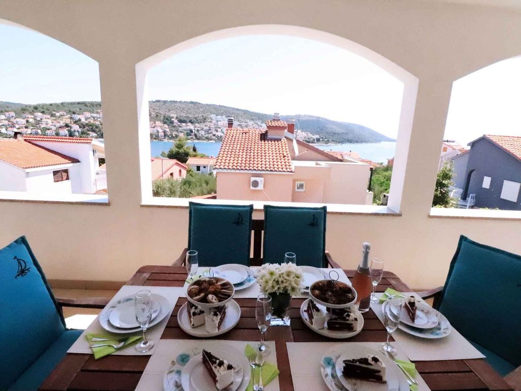 Ferienhaus mit Außenpool und Fitness