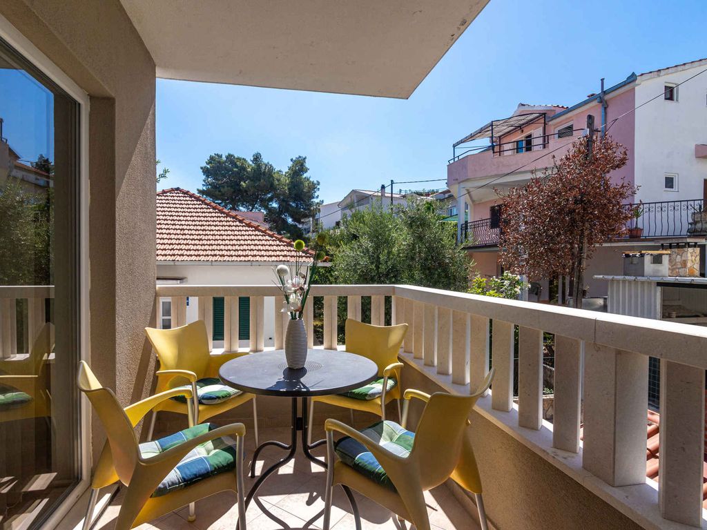 Ferienwohnung mit Balkon und Klimaanlage