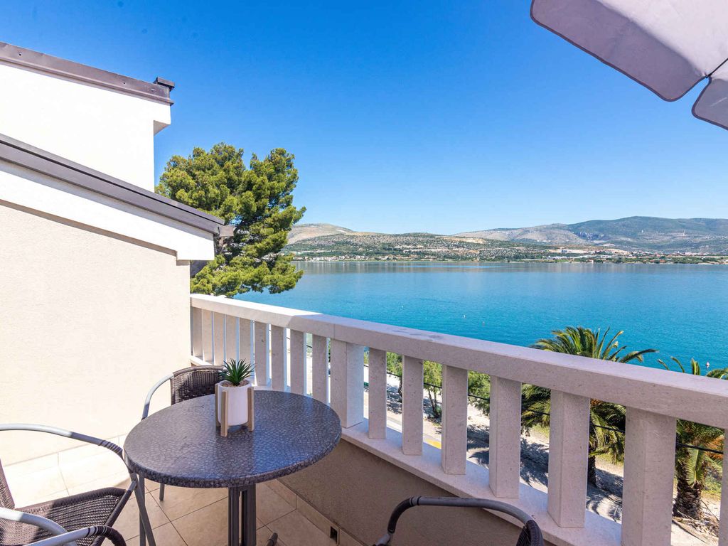 Ferienwohnung mit Balkon und Meerblick