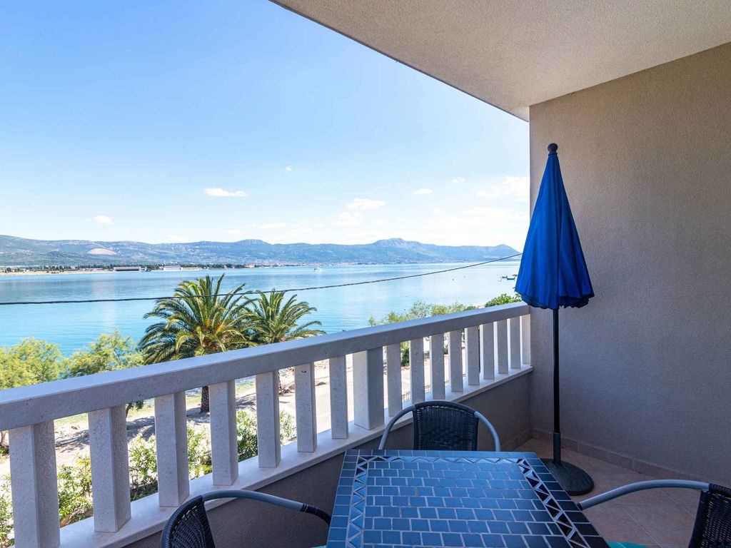 Ferienwohnung mit Balkon und Meerblick