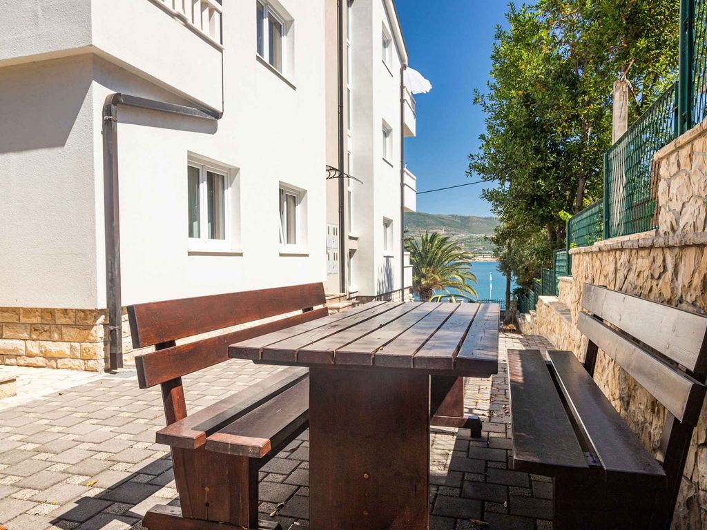 Ferienwohnung mit Balkon und Meerblick