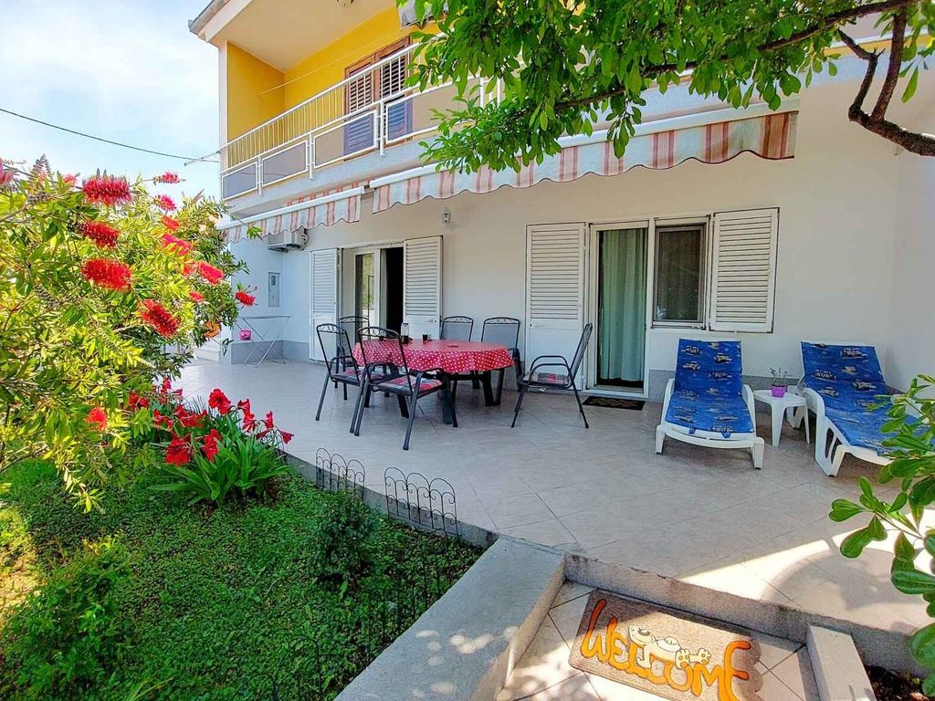Ferienwohnung mit Klimaanlage und Grill