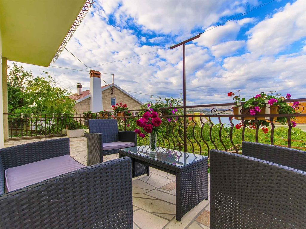 Ferienhaus mit Klimaanlage und Grill