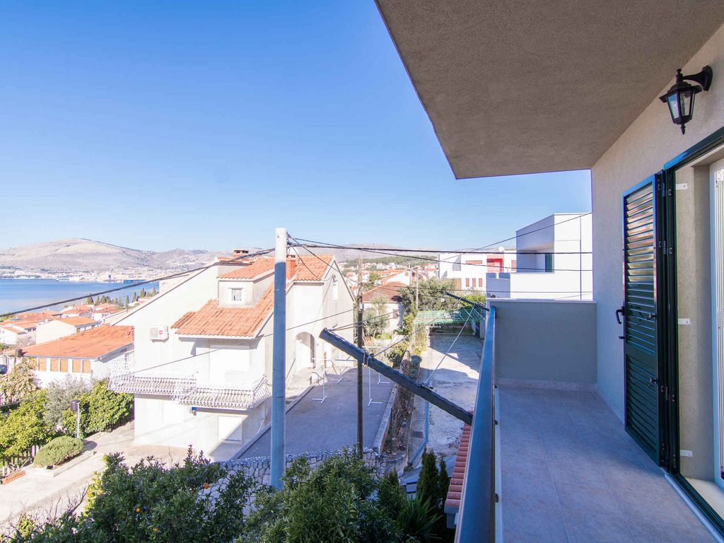 Ferienwohnung mit Balkon, Meerblick