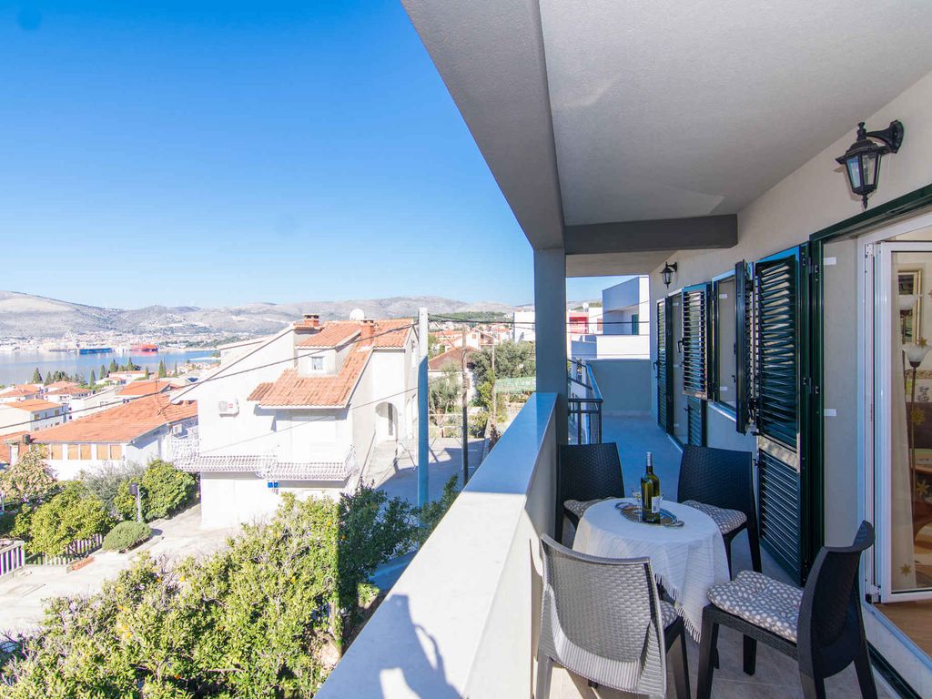 Ferienwohnung mit Balkon, Meerblick