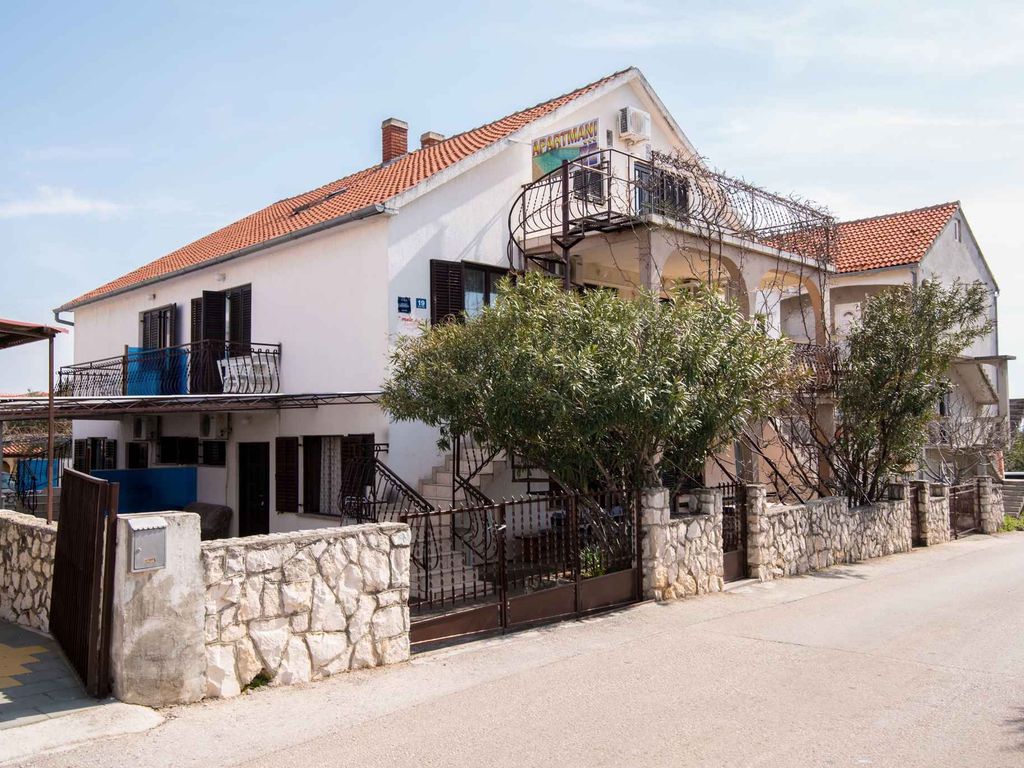 Ferienwohnung mit Terrasse, Meerblick