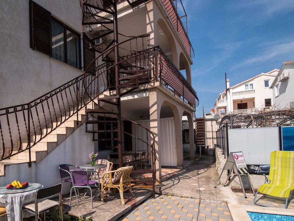 Ferienwohnung mit Terrasse, Meerblick