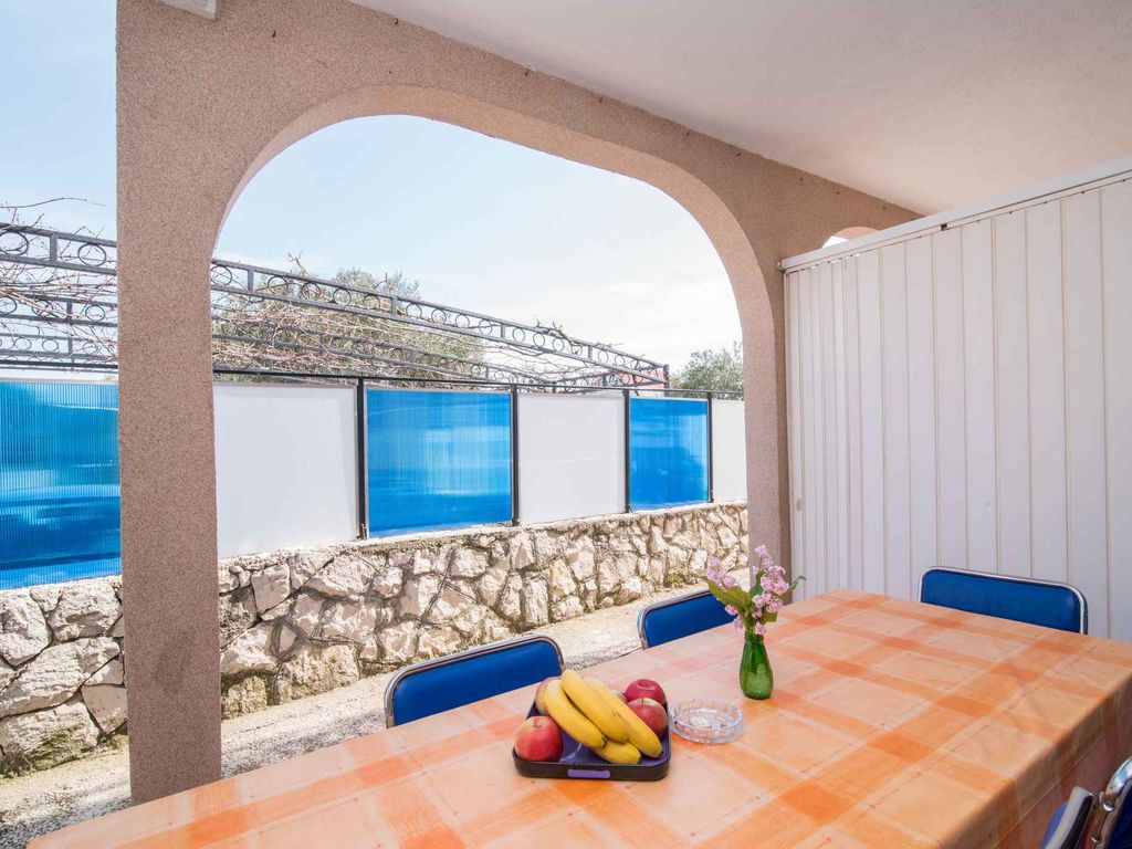 Ferienwohnung mit Klimaanlage und Pool