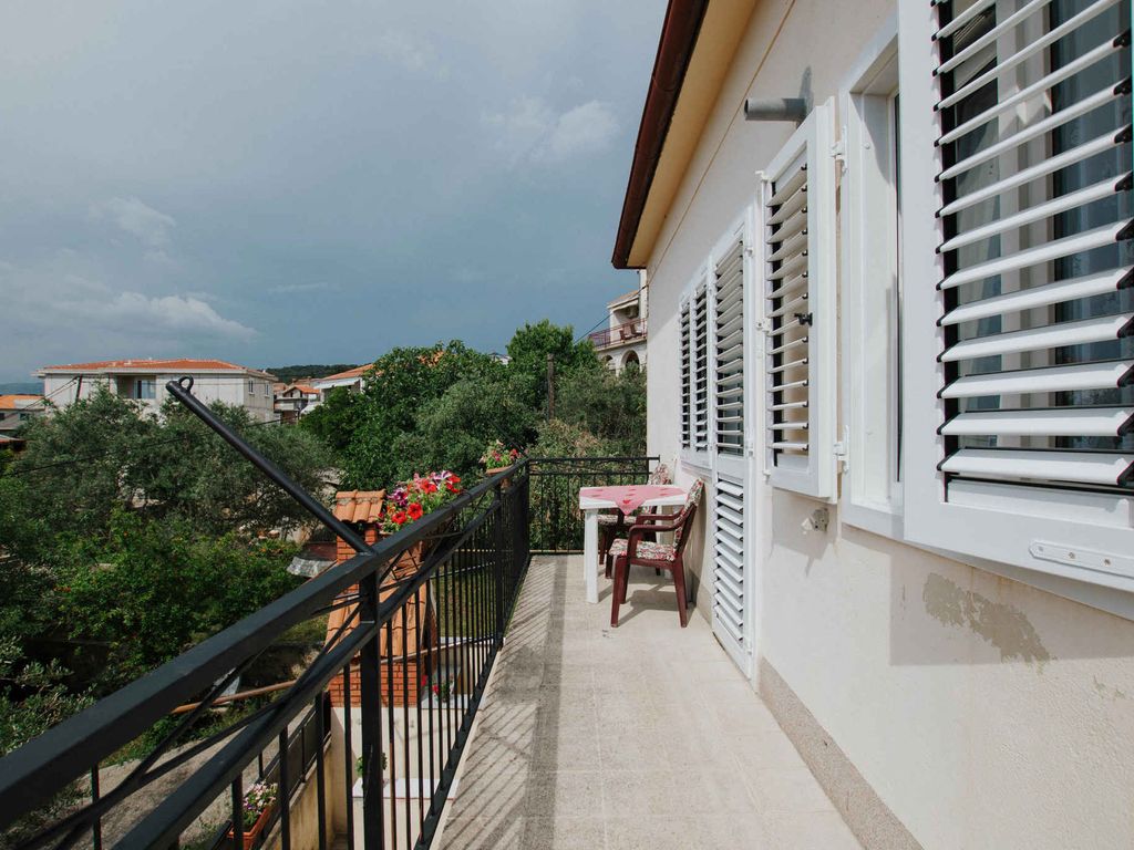 Ferienhaus mit Klimaanlage und Blick auf das Meer