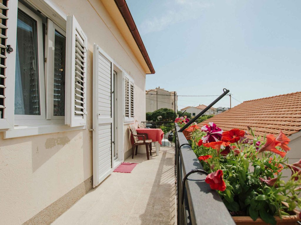 Ferienhaus mit Klimaanlage und Blick auf das Meer