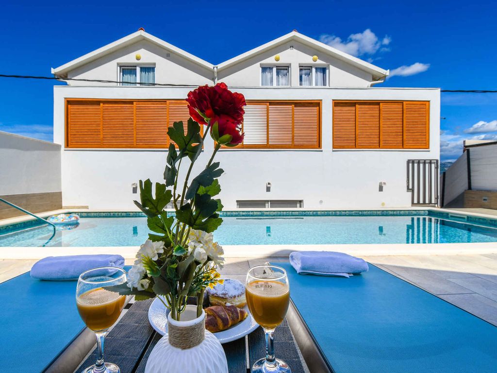 Ferienwohnung mit Schwimmbad