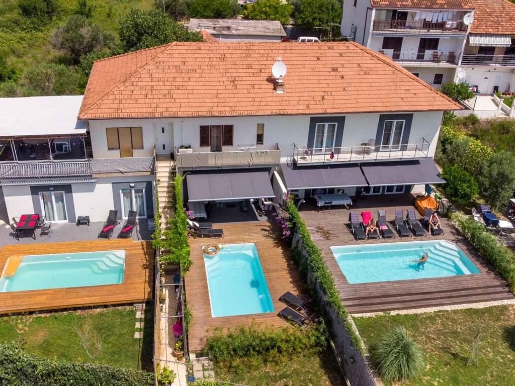 Ferienwohnung mit Pool
