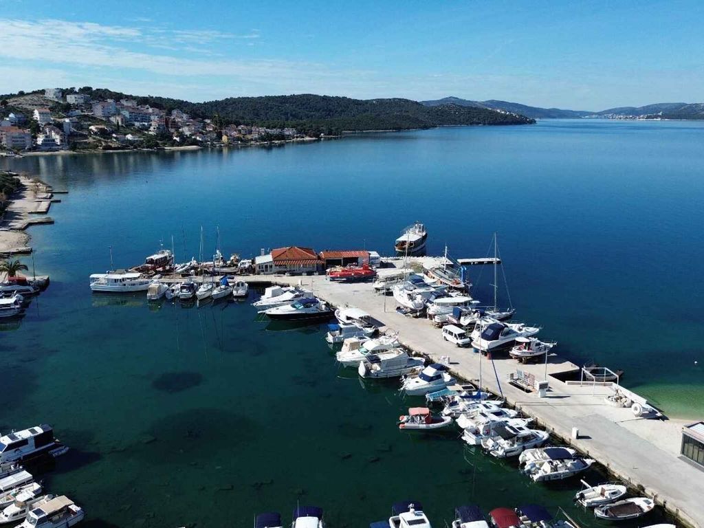 Ferienwohnung mit Klimaanlage und Blick auf das Meer