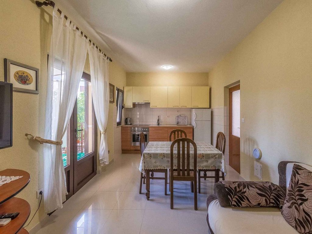 Ferienwohnung mit Klimaanlage und Terrasse