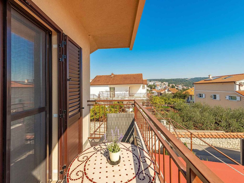 Ferienwohnung mit Klima und Balkon
