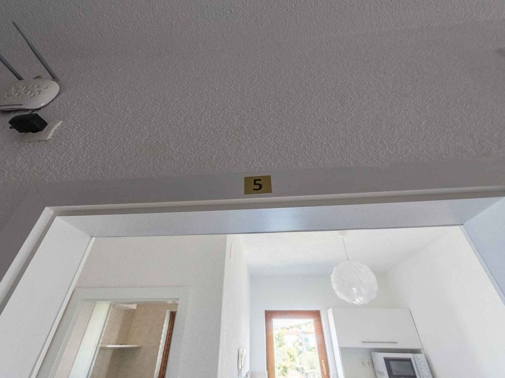 Apartment mit einen Schlafzimmer und Meerblick in Strandnähe