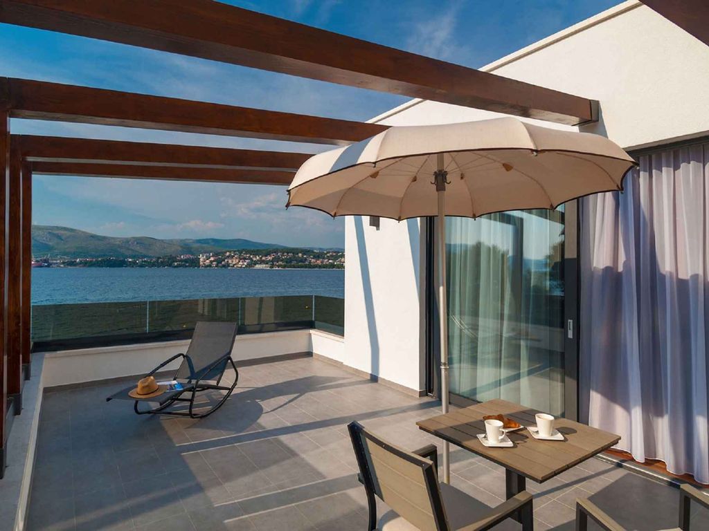 FerienHaus Schöne Luxusvilla mit Blick auf das Meer und den Strand