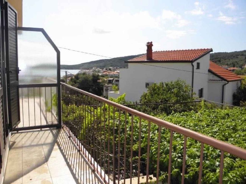 Ferienwohnung mit Klimaanlage und Meerblick