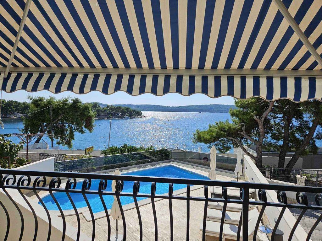 Ferienwohnung mit Klimaanlage und Pool