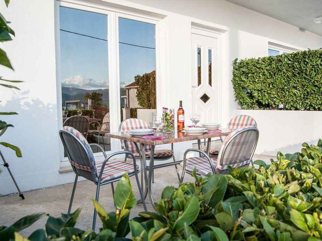 Ferienwohnung mit Klimaanlage und Terrasse