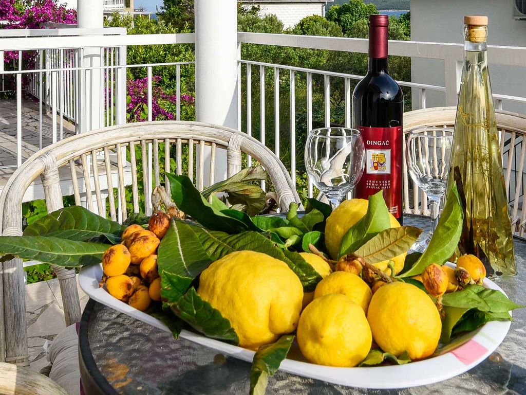 Ferienwohnung mit Balkon und Grill