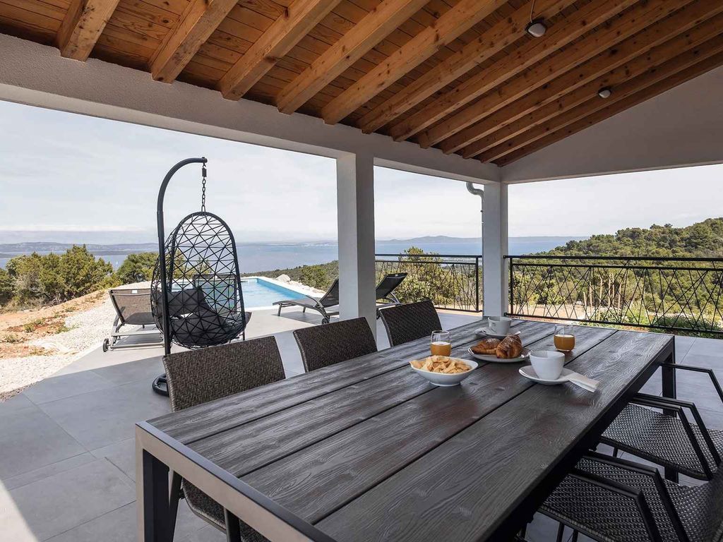 Villa mit Klimaanlage und Pool
