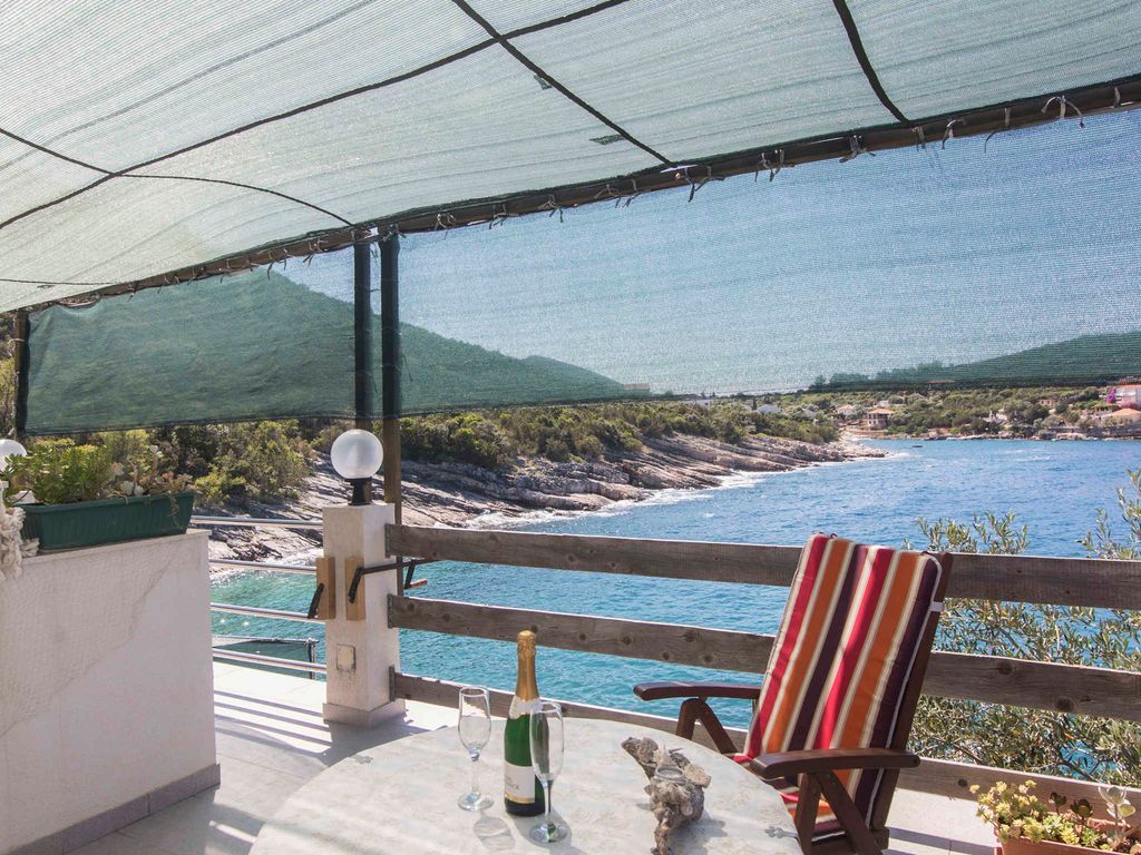 Ferienwohnung mit Terrasse und Meerblick