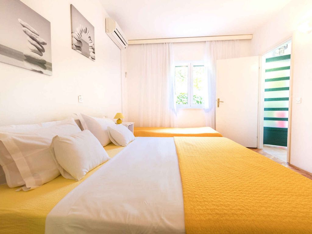 Ferienwohnung mit Klimaanlage und Terrasse