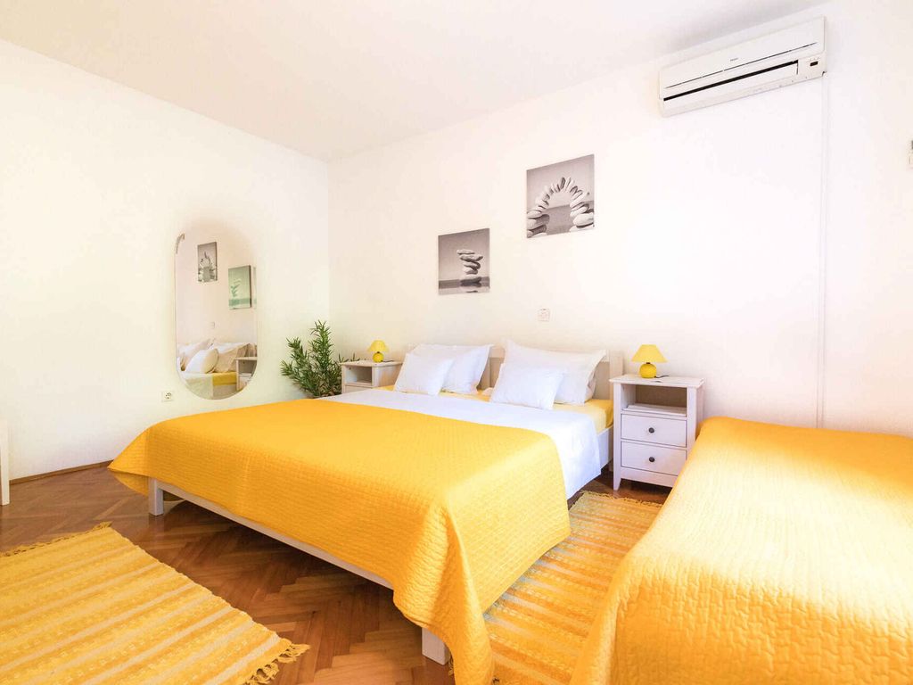 Ferienwohnung mit Klimaanlage und Terrasse