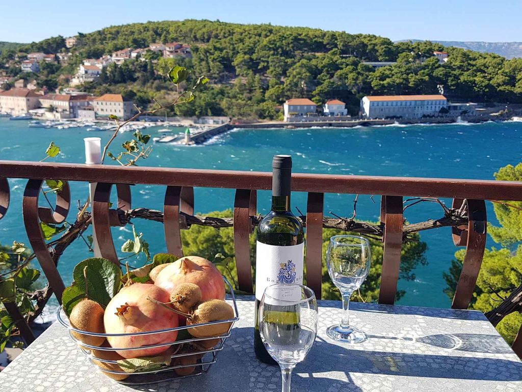 Ferienwohnung mit Balkon und Meerblick