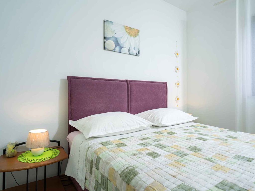 Ferienwohnung mit Klimaanlage und Balkon