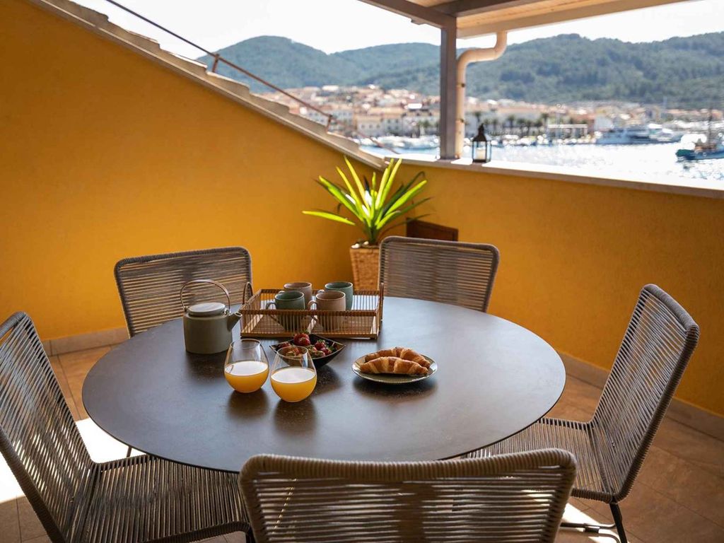 Ferienwohnung mit Klimaanlage und Meerblick