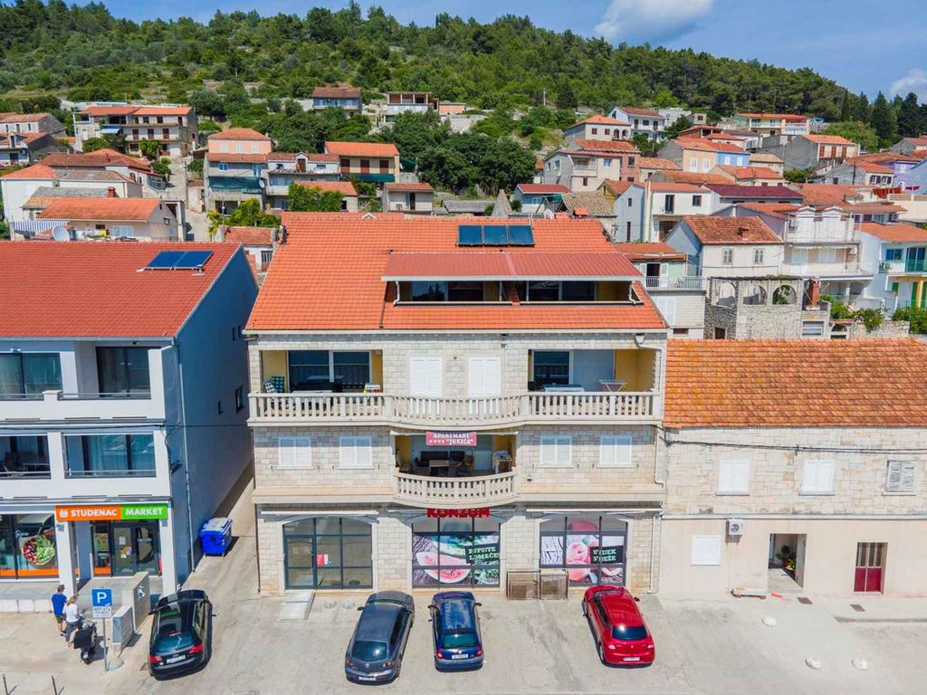 Ferienwohnung mit Klimaanlage und Terrasse