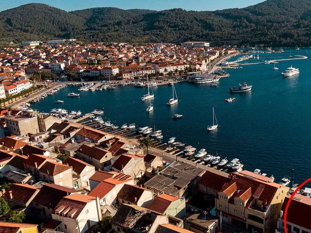 Ferienwohnung Superior One-Bedroom Apartment with Terrace and Sea View Morski trag