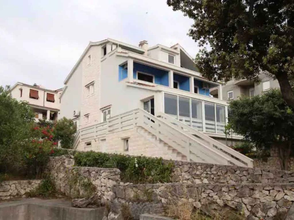 Ferienwohnung mit Meerblick und erste Reihe zum Meer