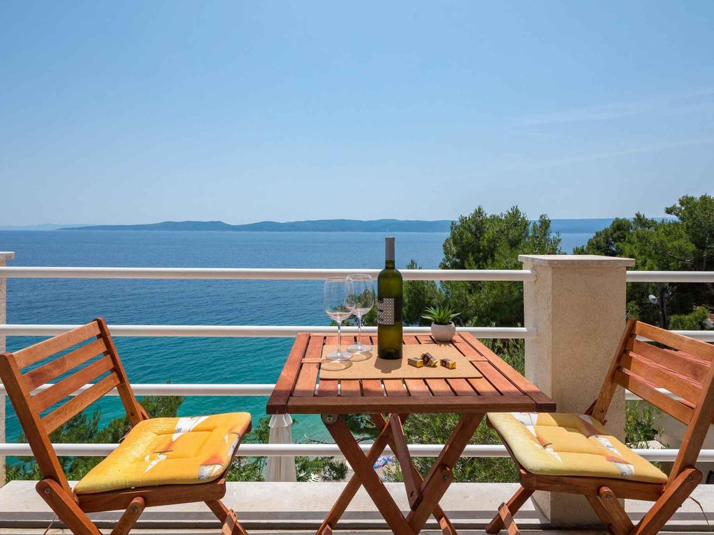 Ferienhaus mit Internet, Klimaanlage und Terasse mit Meerblick