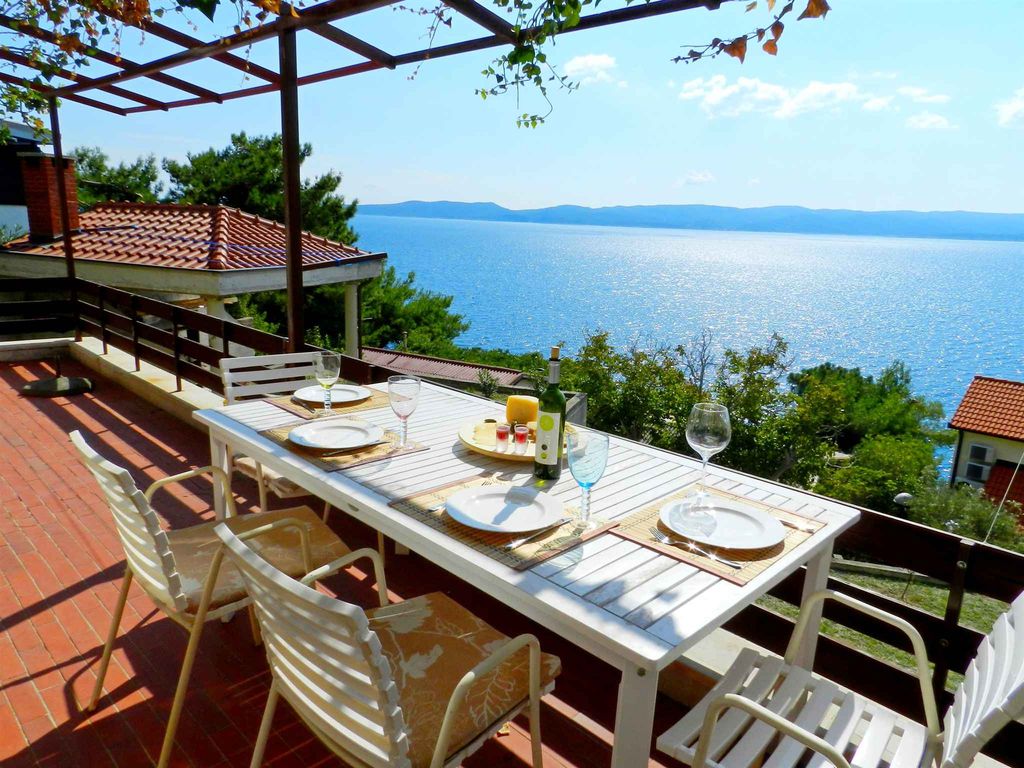 Ferienhaus mit Internet, Klimaanlage und Grill