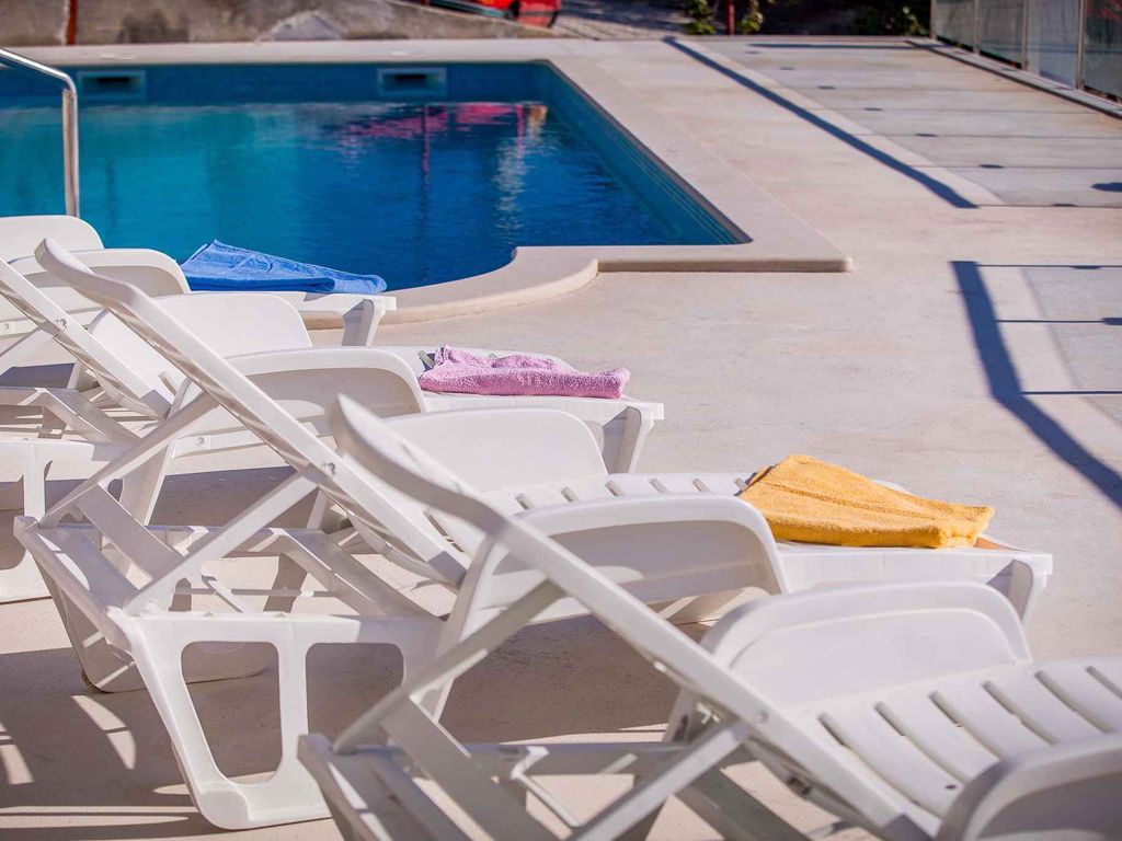 Ferienwohnung mit Außenpool in Strandnähe