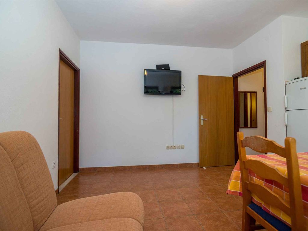 Ferienwohnung mit einem Balkon und Grillmöglichkeit